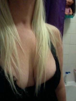 lonelywife33, Dorking, Surrey