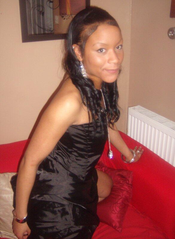 lovvegril, Sutton, London