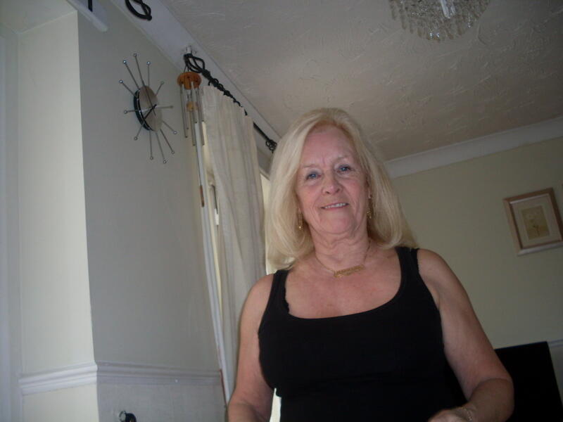 maurine_36, Cosgrove, Northamptonshire