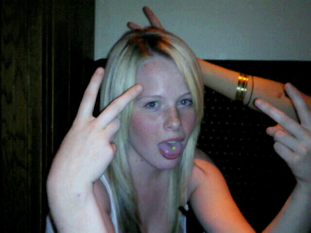 sexybustyBLONDE, Dungannon