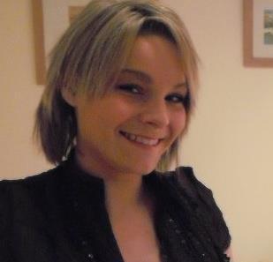charli_b3, Bury
