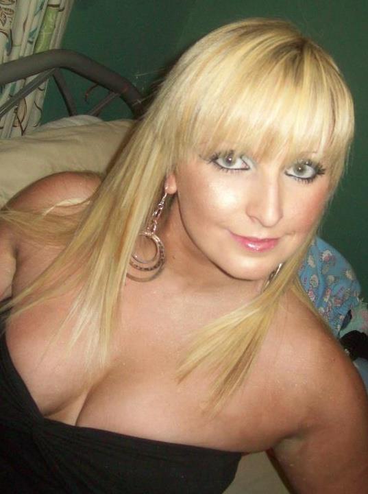 amyDevz12, Macclesfield, Cheshire East
