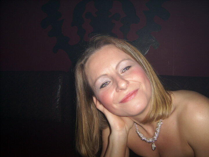 pinkannette, Motherwell, North Lanarkshire