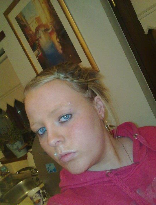 cheryl20xx, Clackmannanshire