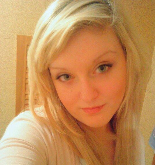 chloe__xx_1994LS2, Abertillery, Blaenau Gwent