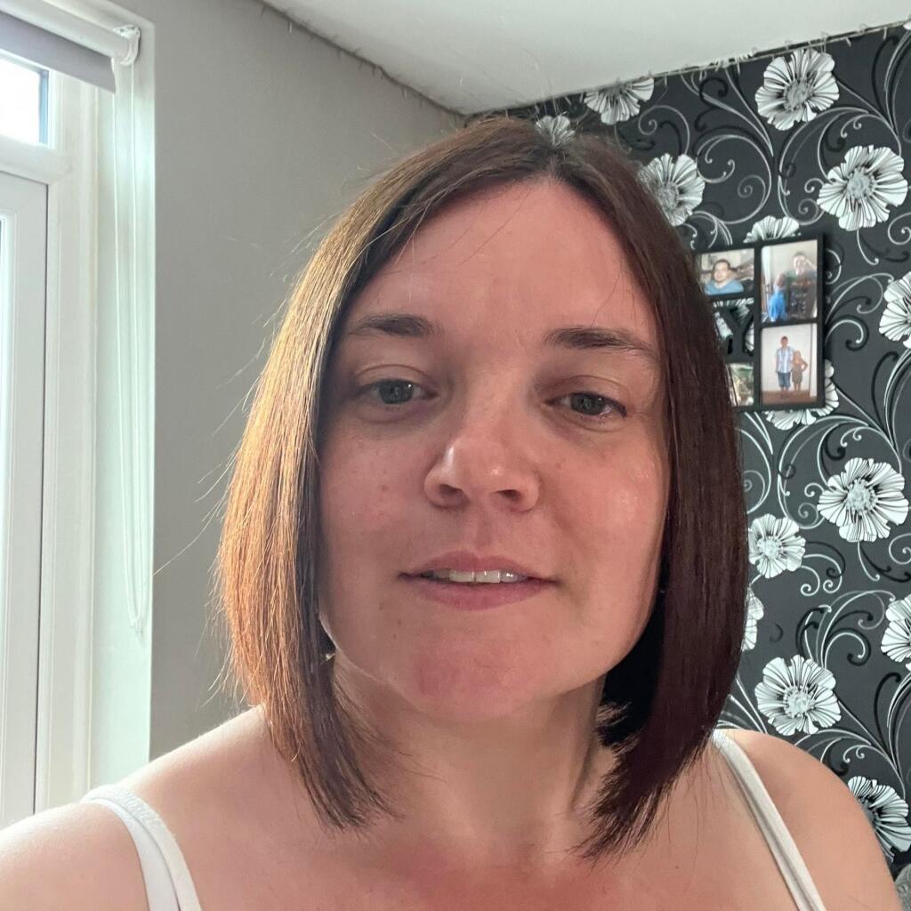 Angelahhf749