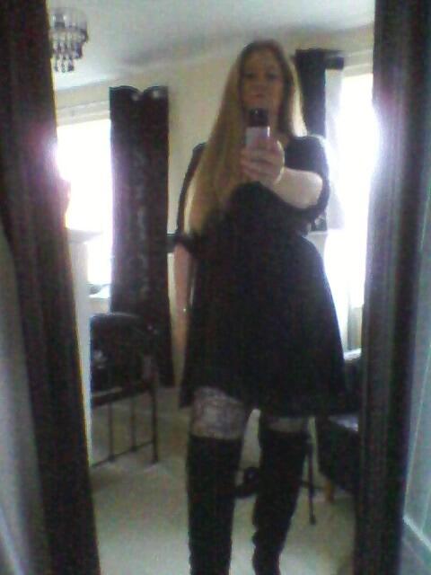 funcurvymum, Irthlingborough, Northamptonshire