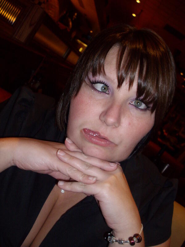 vicky1982, Motherwell, North Lanarkshire