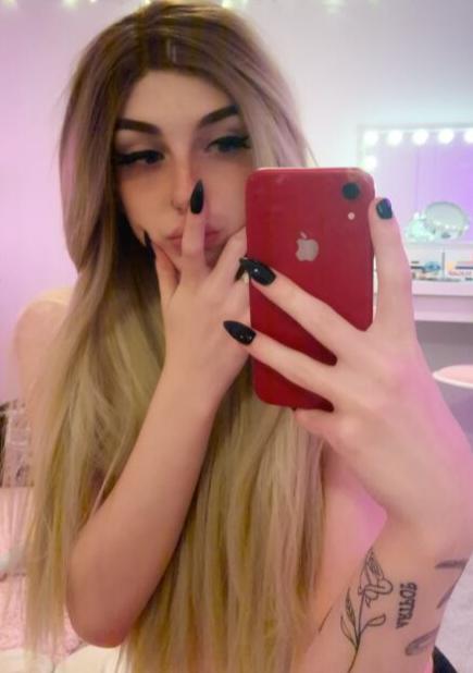 CutieDolly22, Ashton-under-Lyne, Tameside