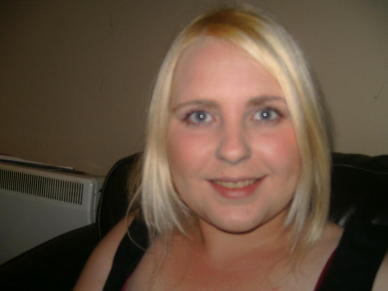 9debbie859, Coatbridge, North Lanarkshire