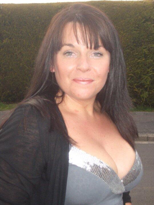 tannyboo_1977BH2, Charlton, Hampshire
