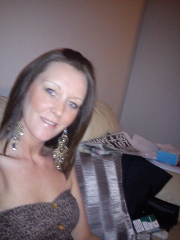 Lyn_Lucious, Motherwell, North Lanarkshire