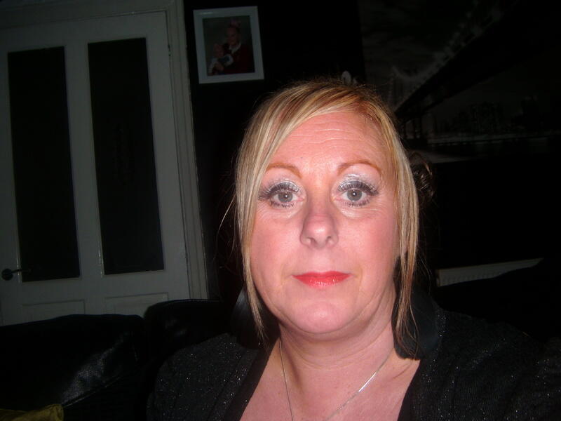 julie0eb70f, Burnley, Lancashire