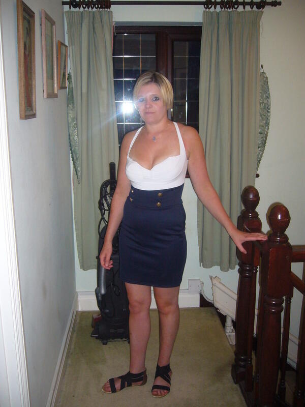 2kirstie862, Totnes, Devon