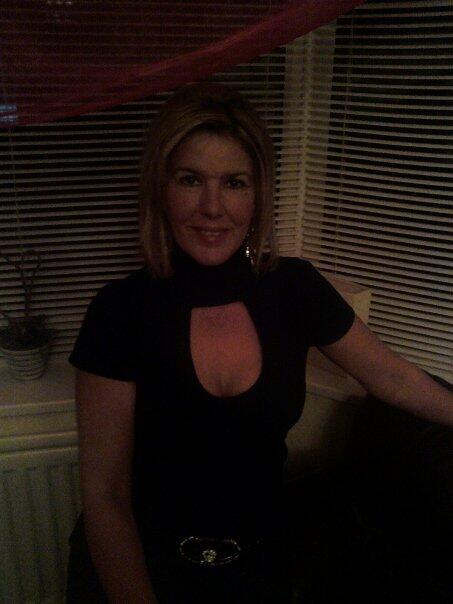 superkittypam, Ruabon, Wrexham