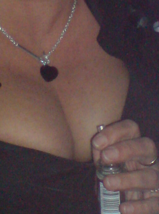 CosyBigTits, Menstrie, Clackmannanshire
