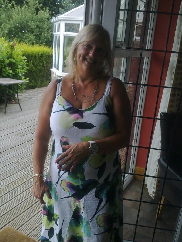 Sharon2011123, Dronfield, Derbyshire