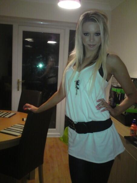 single_BLONDE_girl, Ightenhill, Lancashire