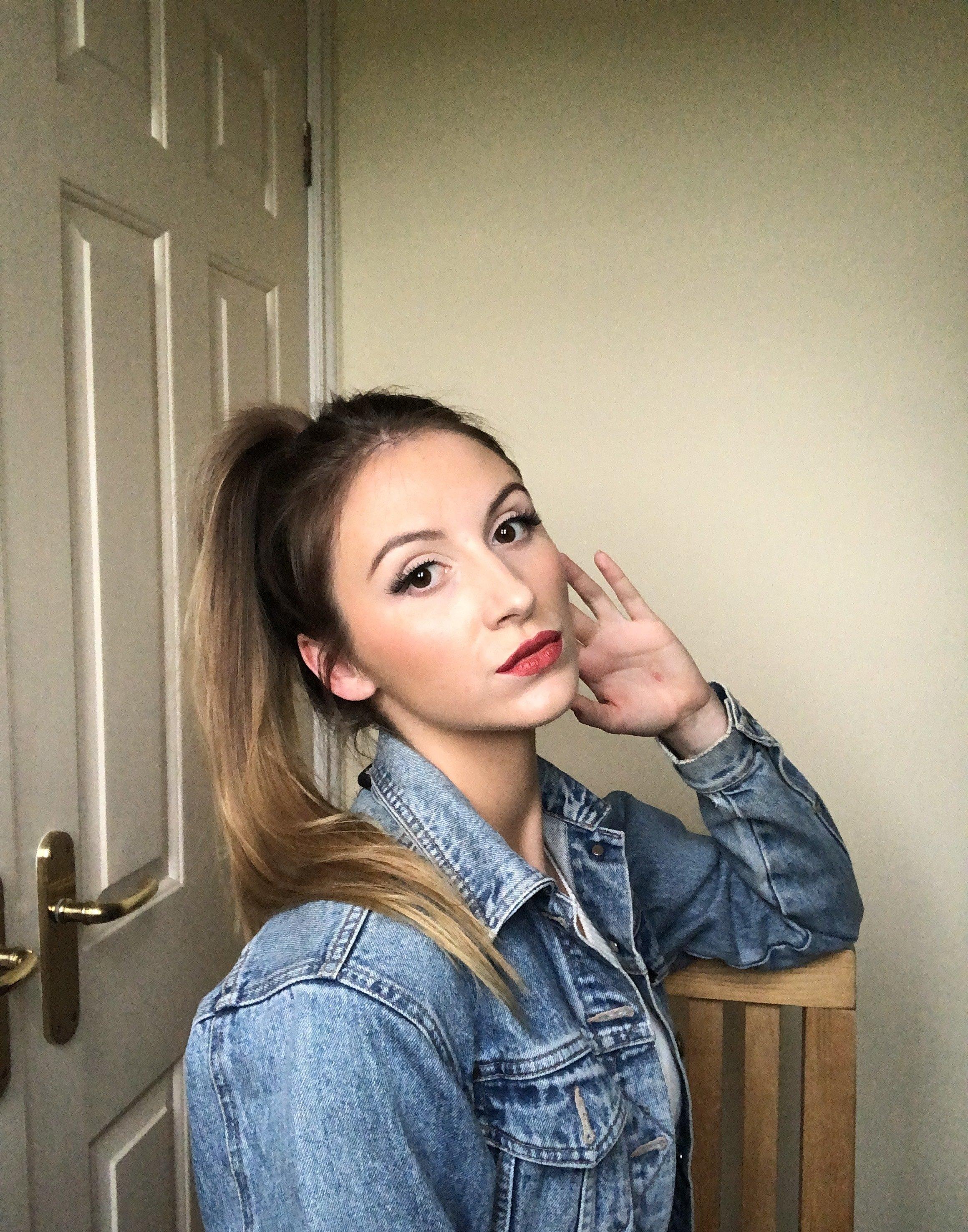 PineapplePrincess, Surrey