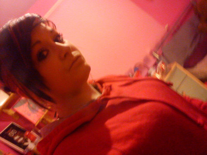 Sarah_Claire, Motherwell, North Lanarkshire