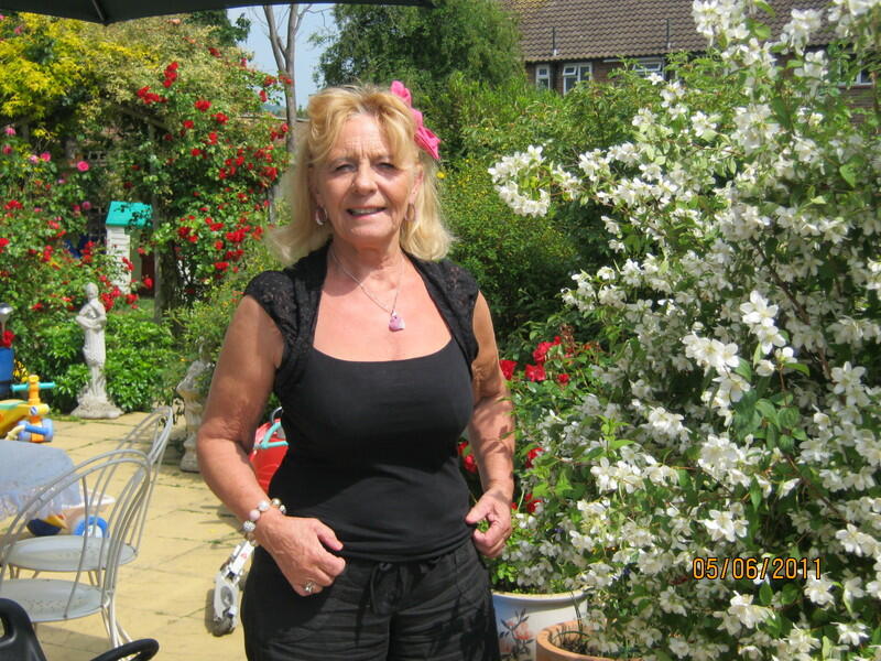 annalilan, Woking, Surrey