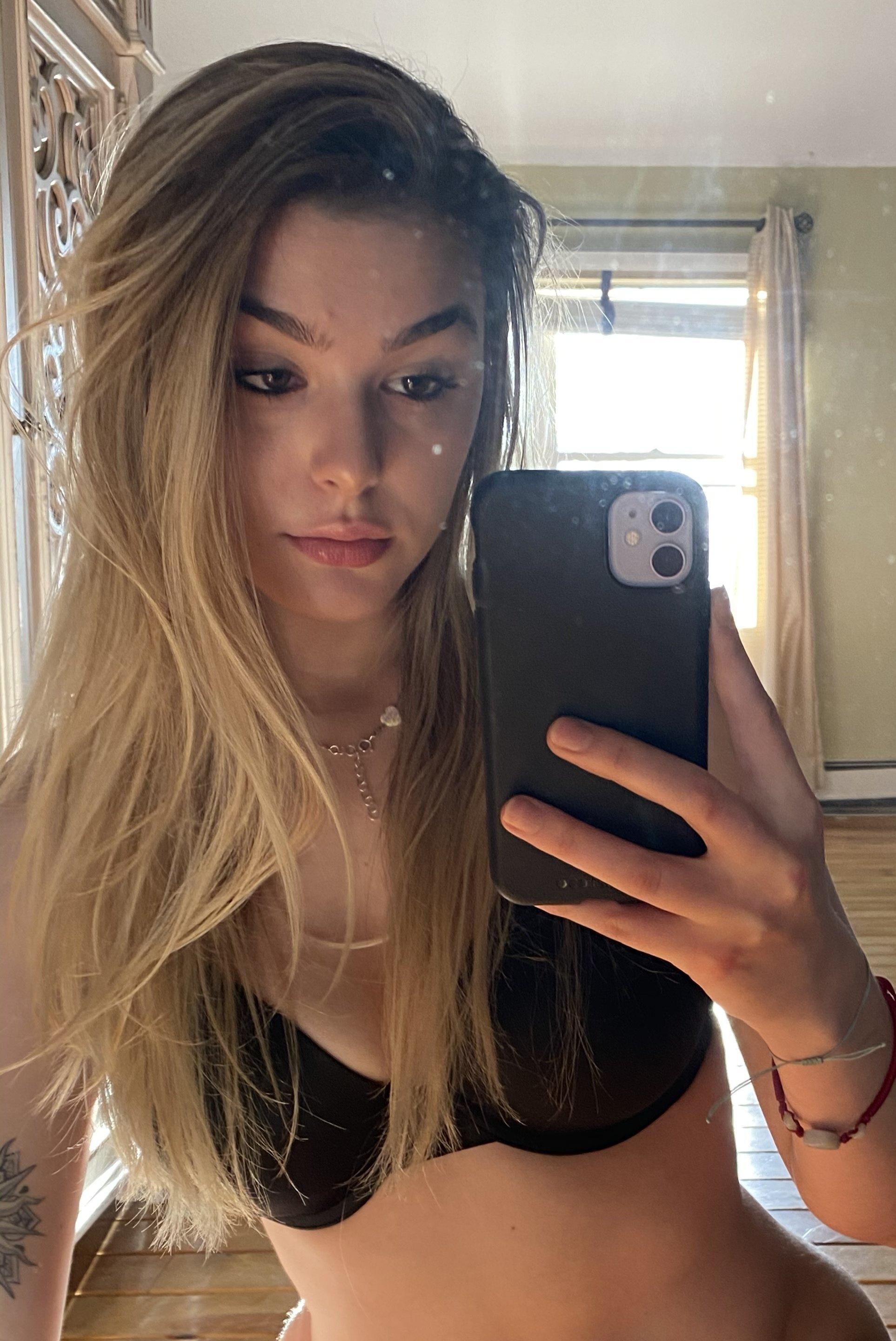 ExtrovertBabe23, Bakewell, Derbyshire