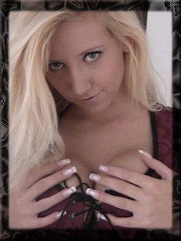 Stina81, Bromley, London