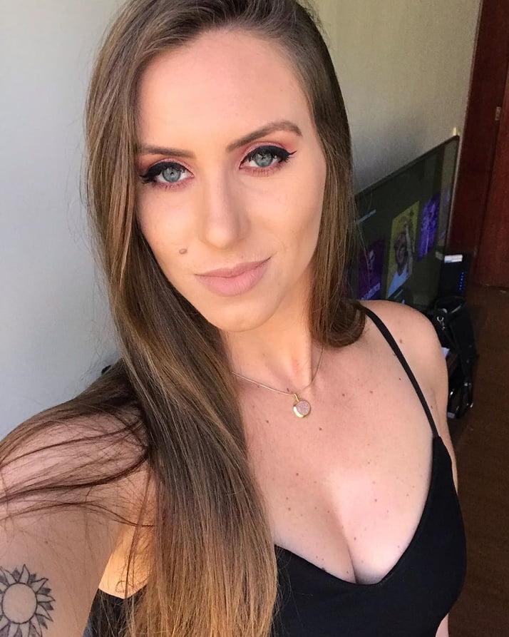 XxXSaucyJenni, Walsall
