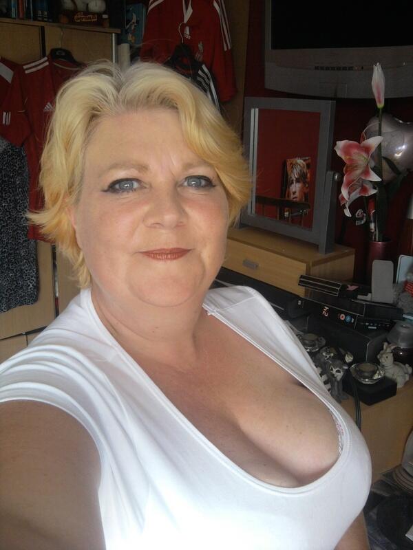 tigerlover699, Basildon, Essex
