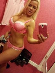 HORNYWIFE98, Manchester, Greater Manchester