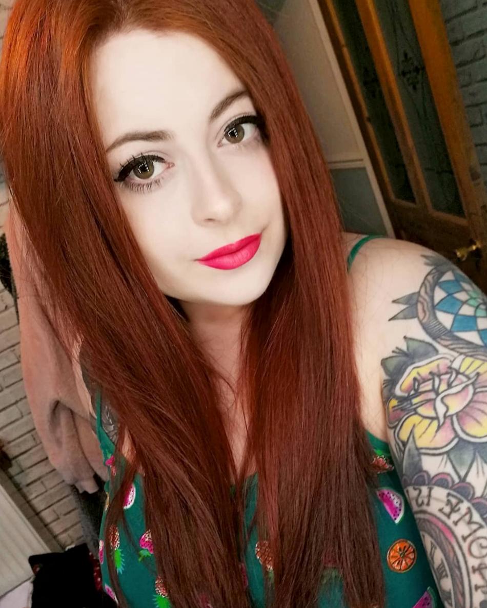 Cutie69, Bury