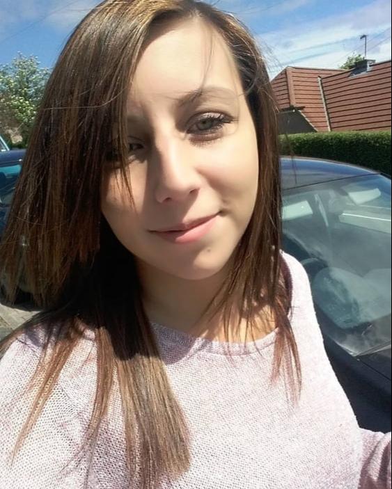 AmyMainstream, Calne, Wiltshire