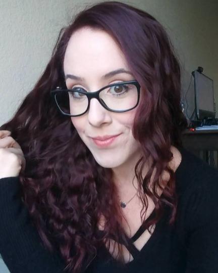 Sarah88, Reading
