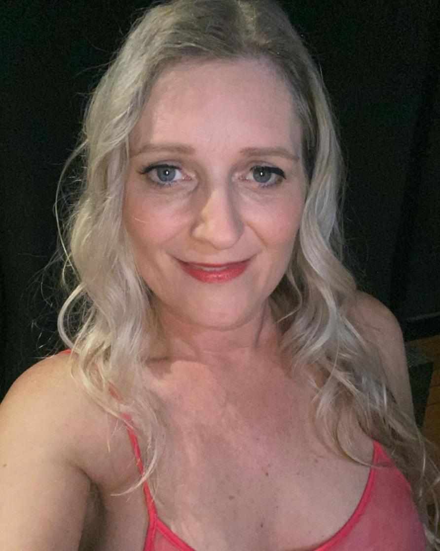 Sexycougar70, Dinton, Wiltshire