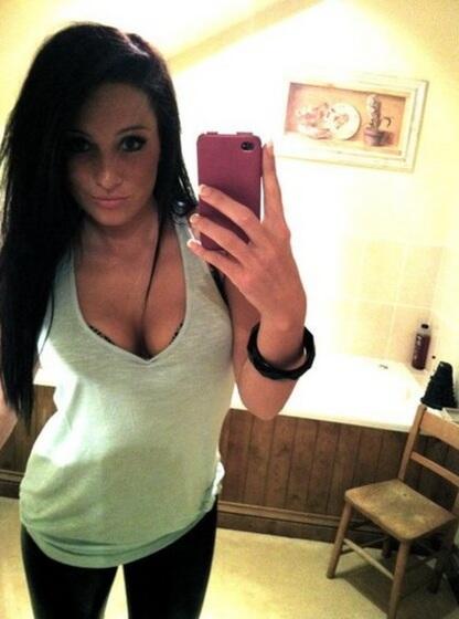 tastytrisha, Halnaby Ave, Darlington