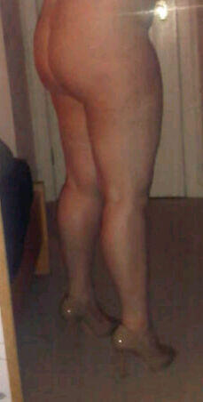 misscarlton34, Ashford, Kent