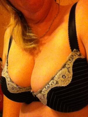 hotlips4u, Pinchbeck, Lincolnshire