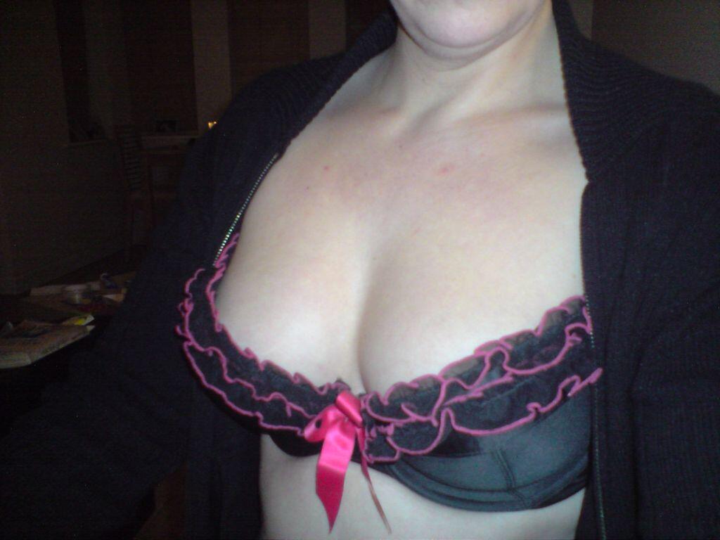 cumslut2, Upton, Cheshire West and Chester