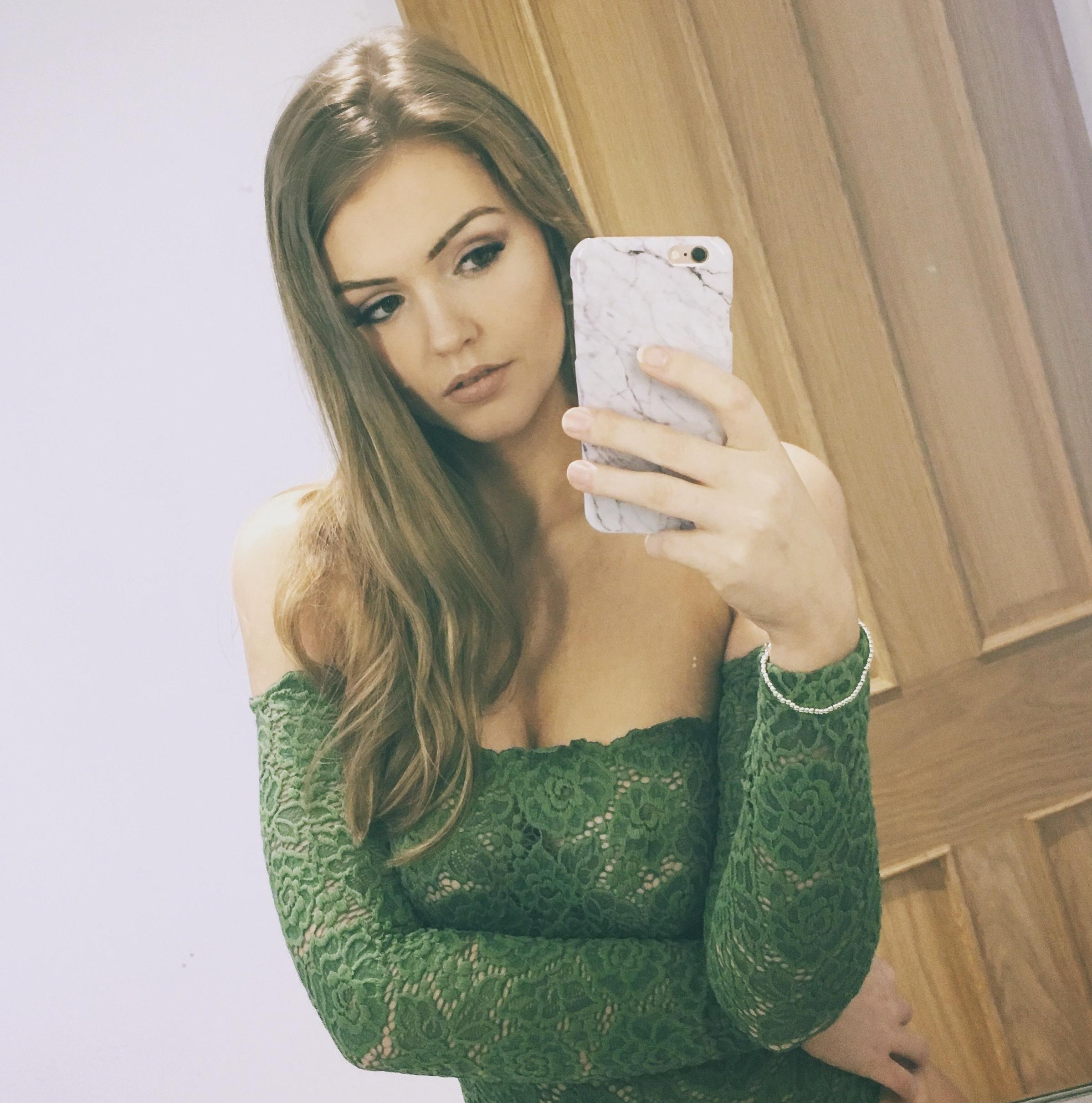 Lolaalone, Milton Keynes